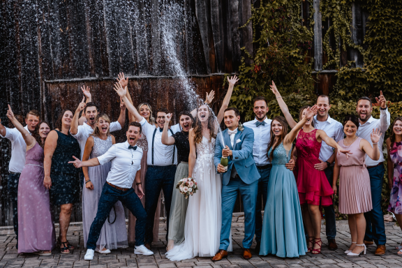 Gruppenfotos lustig Hochzeit